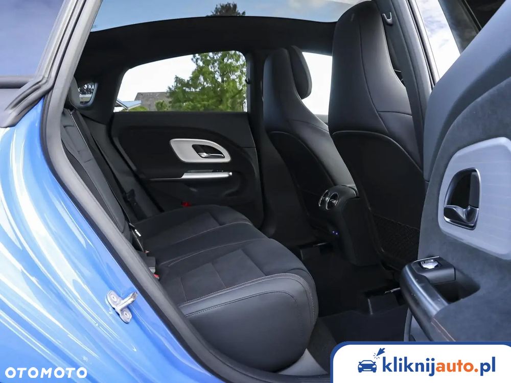 Mercedes-Benz CLA 200 mHEV 8G-DCT - 10