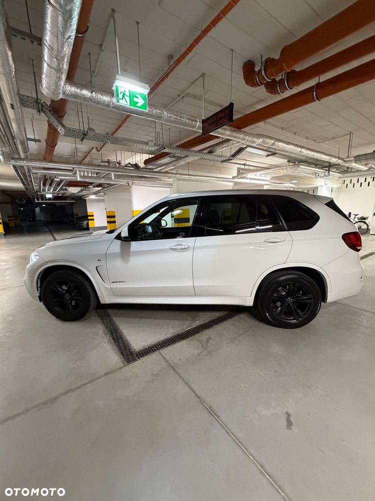 BMW X5 xDrive25d - 23