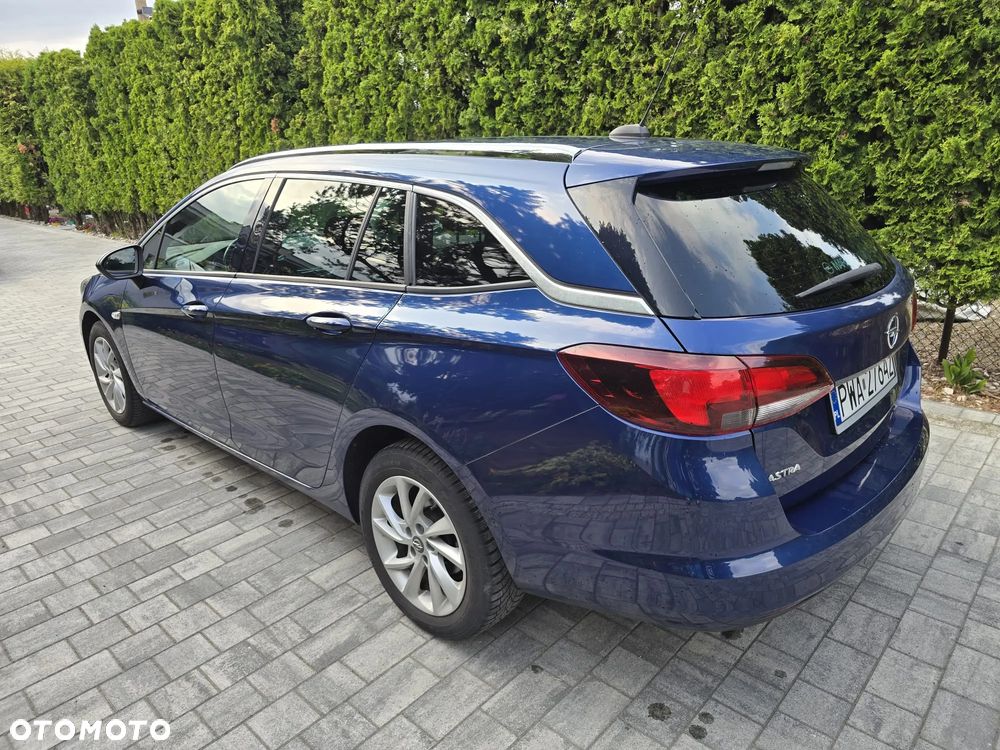 Opel Astra - 4