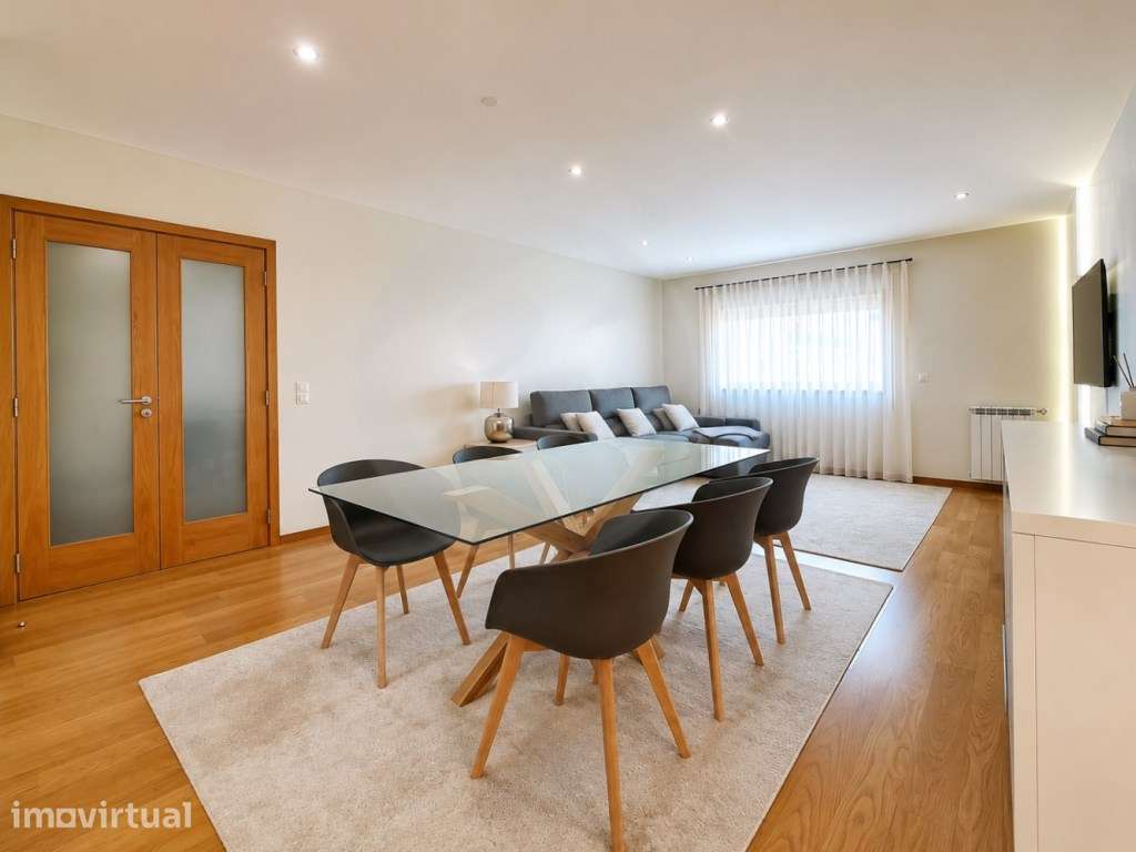 Apartamento T3 em Montgeron na Póvoa de Varzim - Grande imagem: 2/30