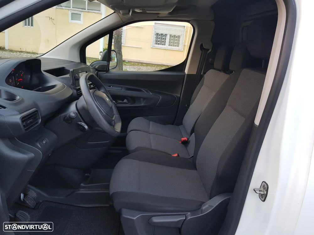 Peugeot Partner 3 Lugares - 31