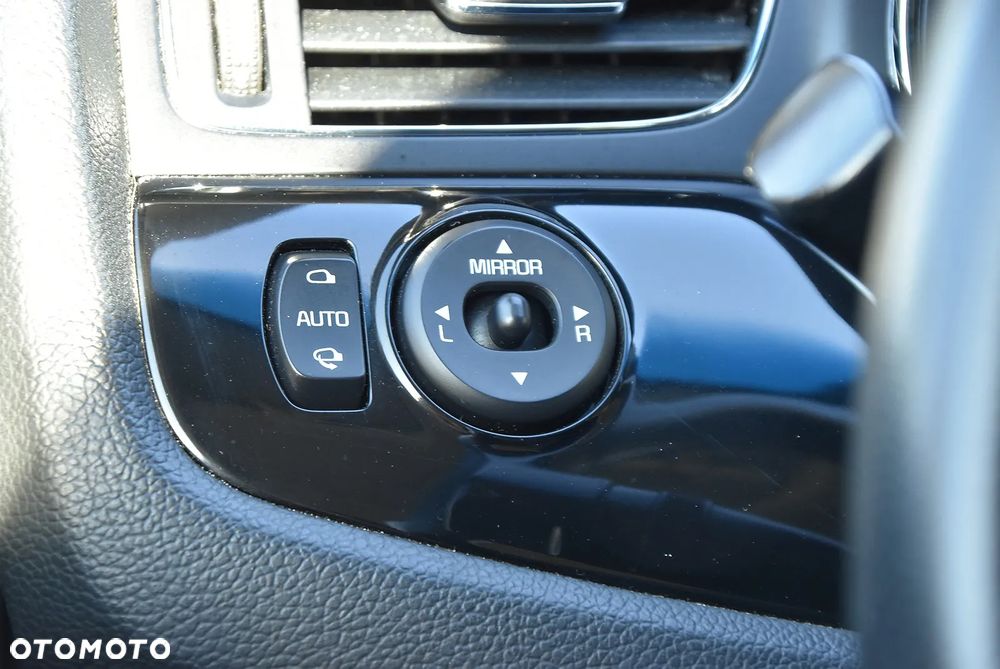 Kia Ceed - 24