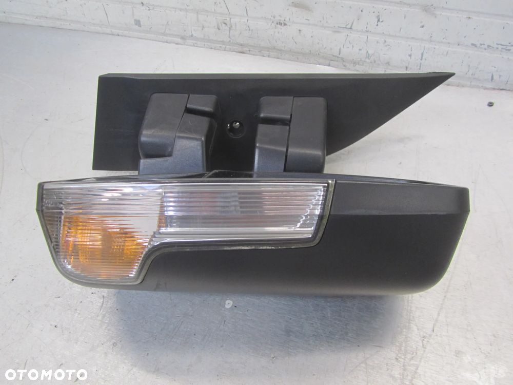 Lusterko Prawy Przód 5 pin +2 pin  Iveco Daily 2014- - 2