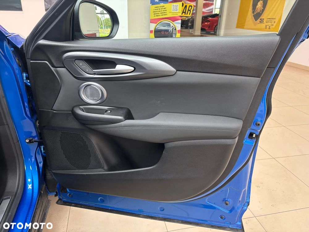 Alfa Romeo Tonale 1.3 PHEV Q4 Veloce - 8