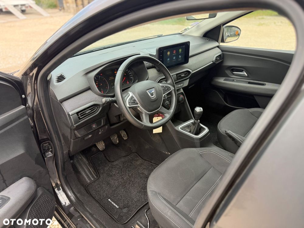 Dacia Sandero - 10