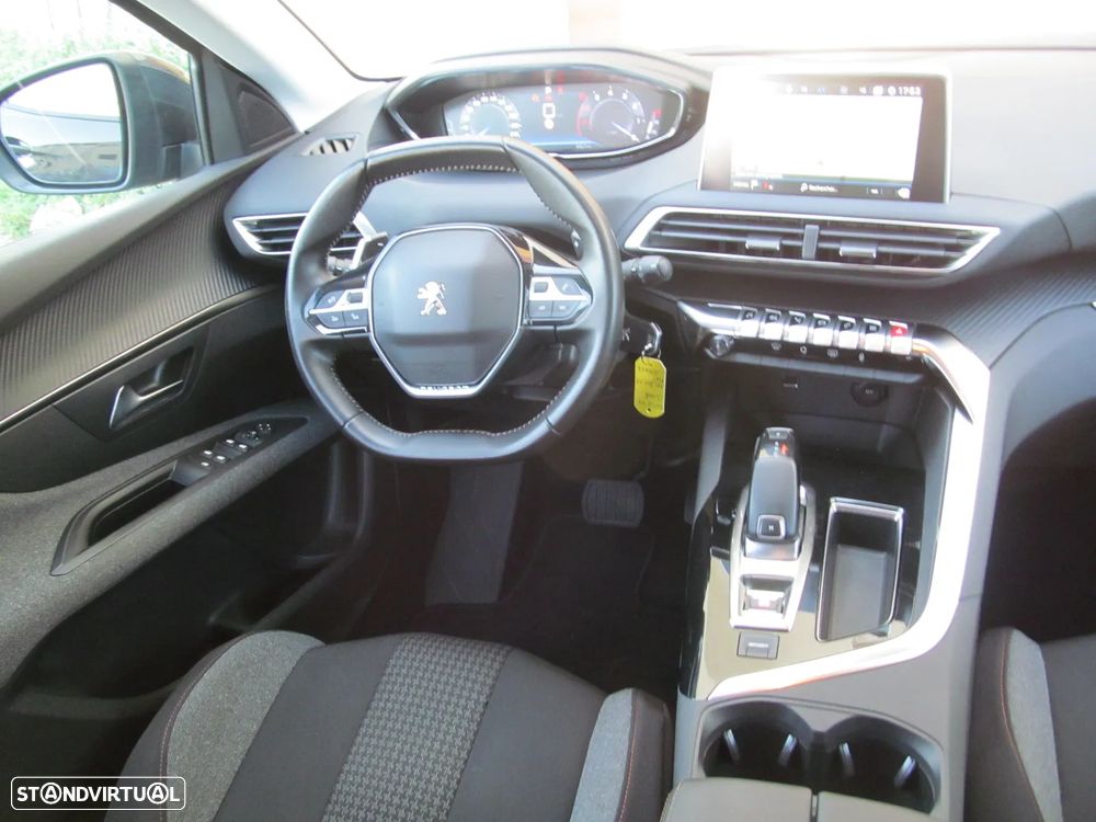 Peugeot 3008 PureTech 130 Stop & Start GPF EAT8 Active Business-Pack - 14