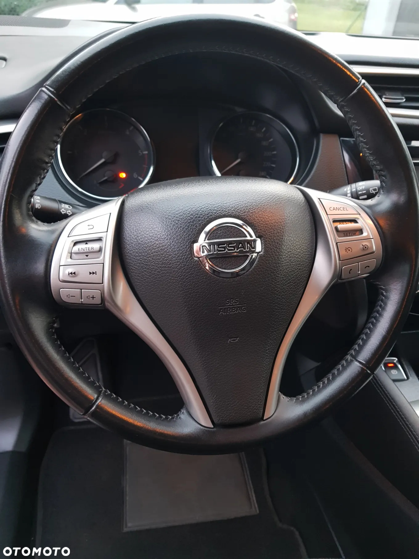 Nissan Qashqai 1.6 DCi Acenta Xtronic - 16
