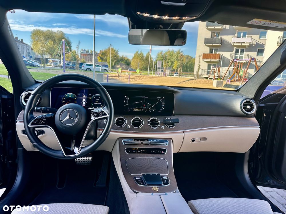 Mercedes-Benz Klasa E - 30
