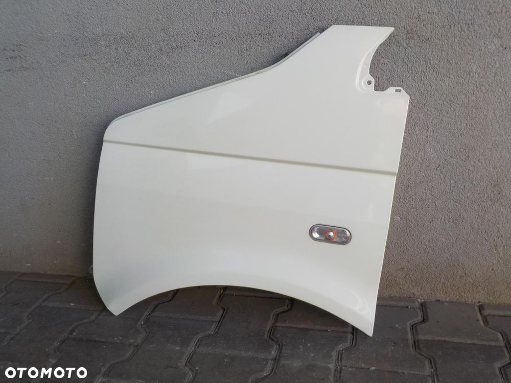 VW T5 03- BŁOTNIK LEWY BIAŁY L902 W KOLOR - 3