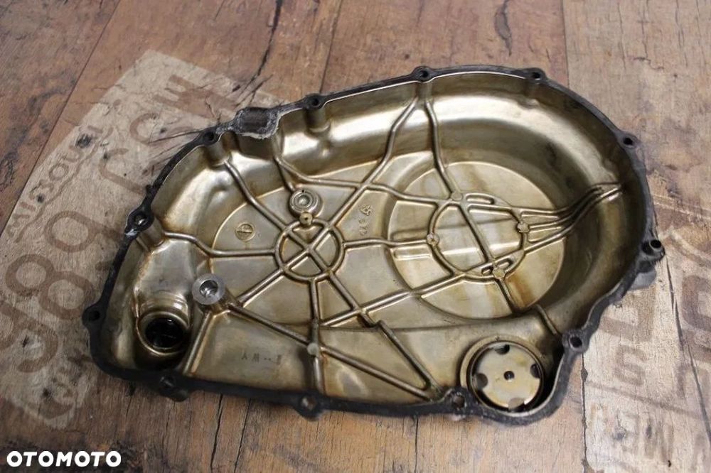 POKRYWA DEKIEL SILNIKA HONDA VF400 F - 6