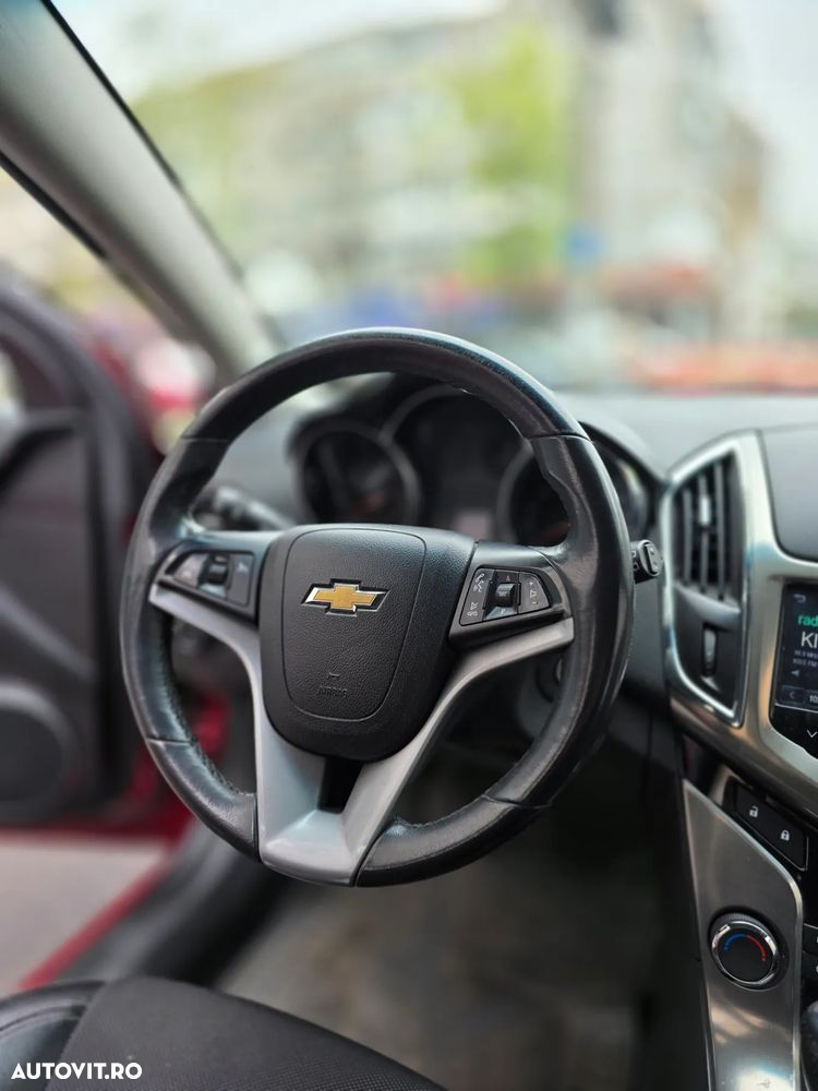 Chevrolet Cruze 1.8 Ecotec LT - 10