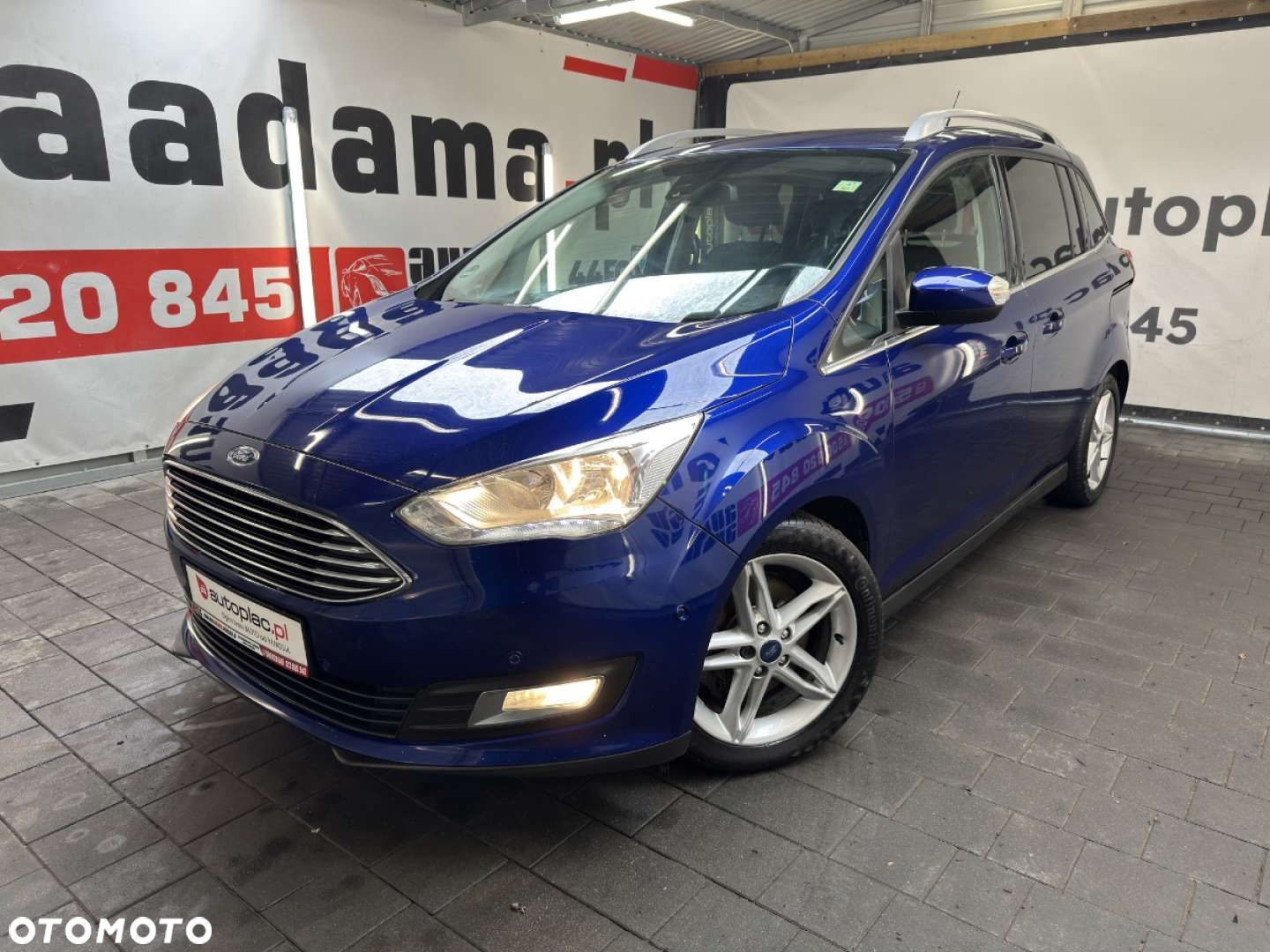 Ford Grand C-MAX - 10