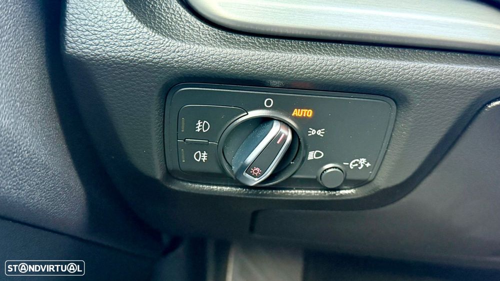 Audi A3 Limousine 1.6 TDI S-line S tronic - 18