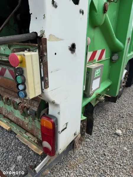 Zabudowa śmieciarka marki SEMAT 2 komorowa , sprawna - 11