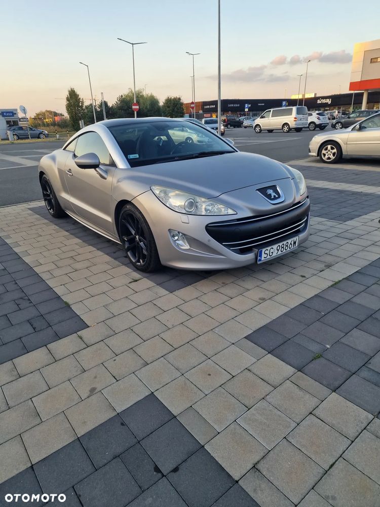 Peugeot RCZ - 2