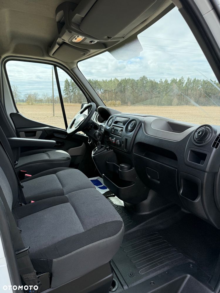 Renault Master - 17