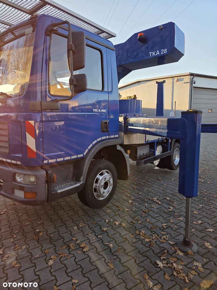 MAN Podnośnik Koszowy Zwyżka 28 Metrów Bison Wumag 20 w Bok UDT Import Niemcy jak Ruthmann GSR - 7