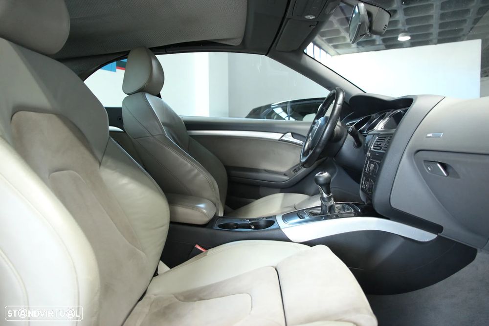 Audi A5 Cabrio 2.0 TDi S-line - 9
