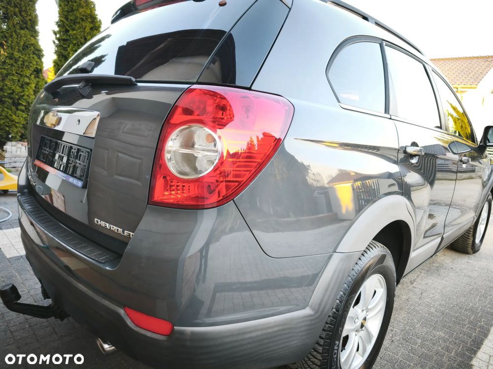 Chevrolet Captiva 2.4 2WD 5 Sitzer LS - 9