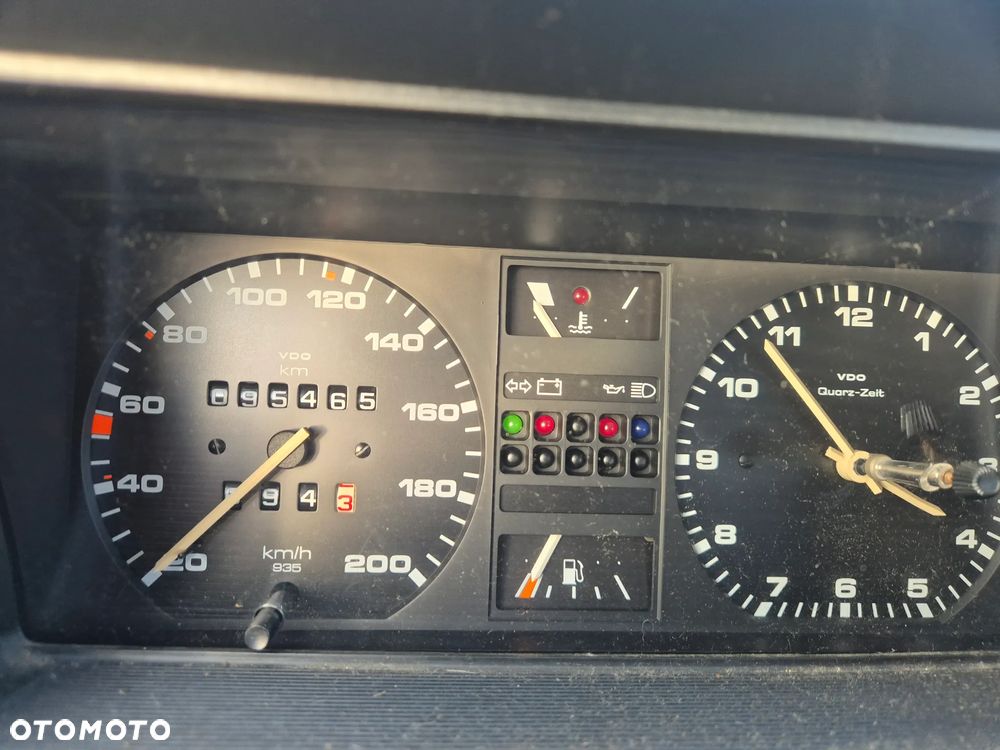 Volkswagen Golf 1.3 CL - 6