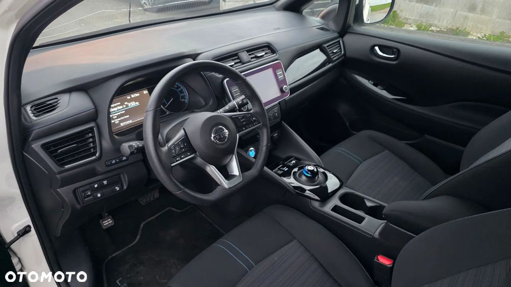 Nissan Leaf 40 kWh N-CONNECTA - 10