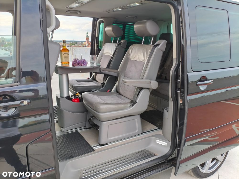 Volkswagen Multivan - 7