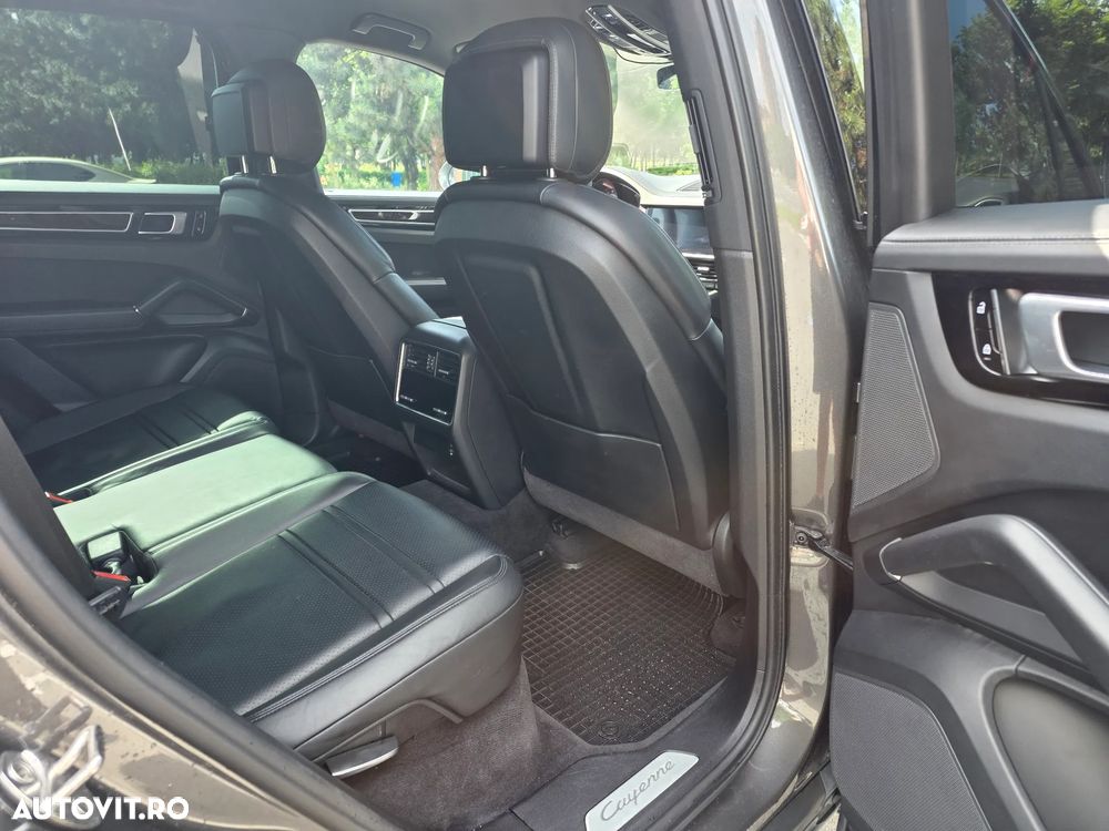 Porsche Cayenne E-Hybrid Tiptronic S - 10