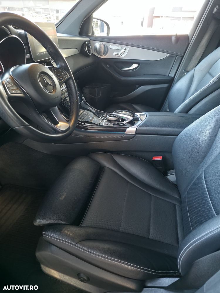 Mercedes-Benz GLC 250 d 4MATIC 9G-TRONIC - 23