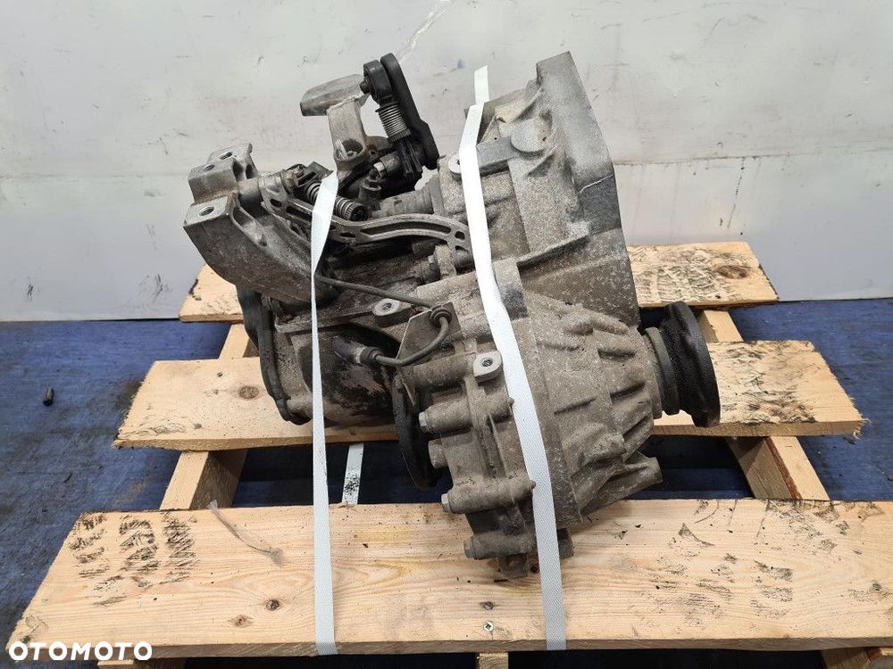VOLKSWAGEN GOLF VI 2.0TDI SKRZYNIA BIEGÓW MANUALNA CBDC - 8