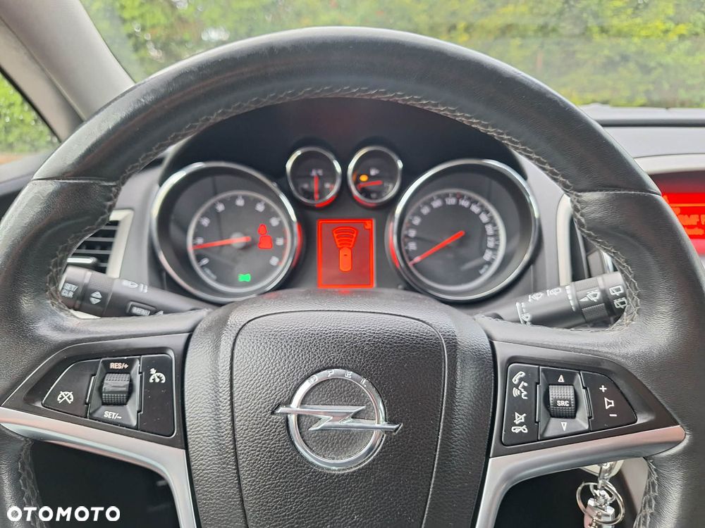 Opel Astra 1.4 Turbo Color Edition - 11