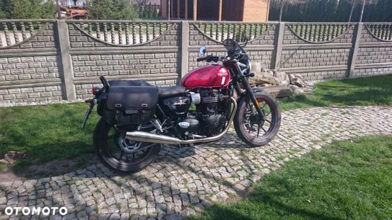 Triumph Street Twin - 9