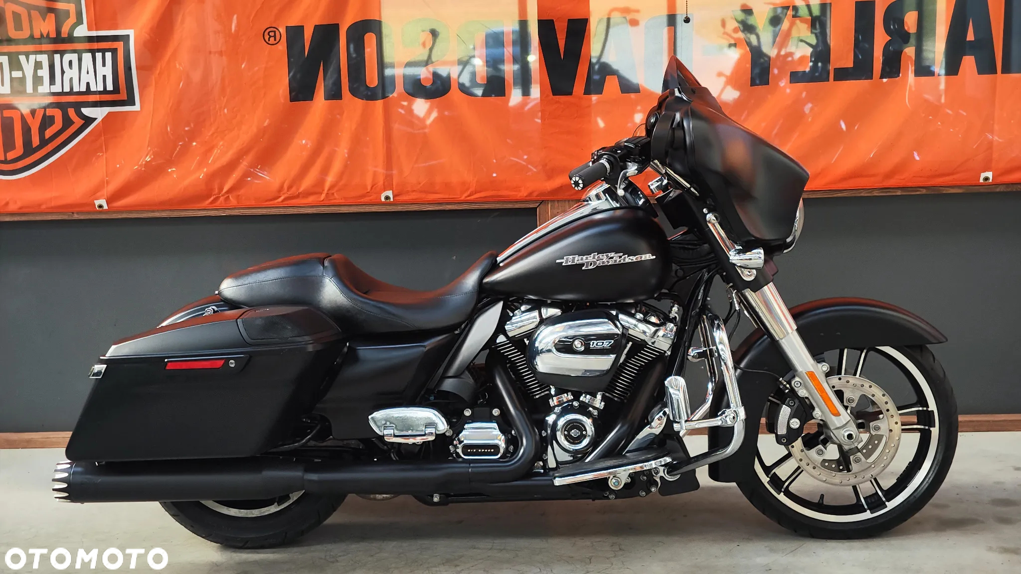 Harley-Davidson FLHXS Special - 2
