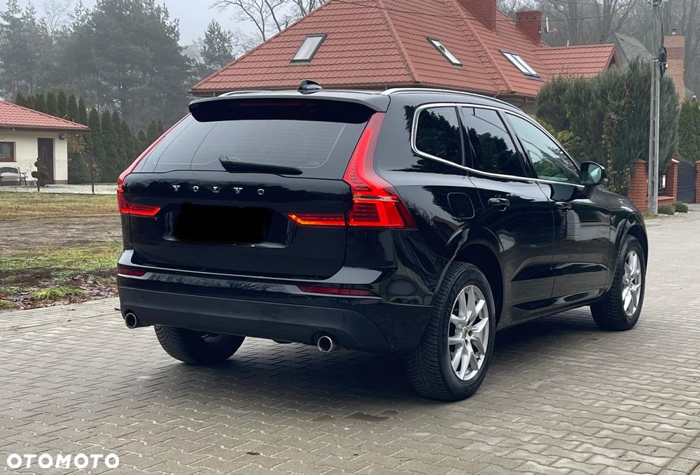 Volvo XC 60 B5 D AWD Geartronic Momentum Pro - 11