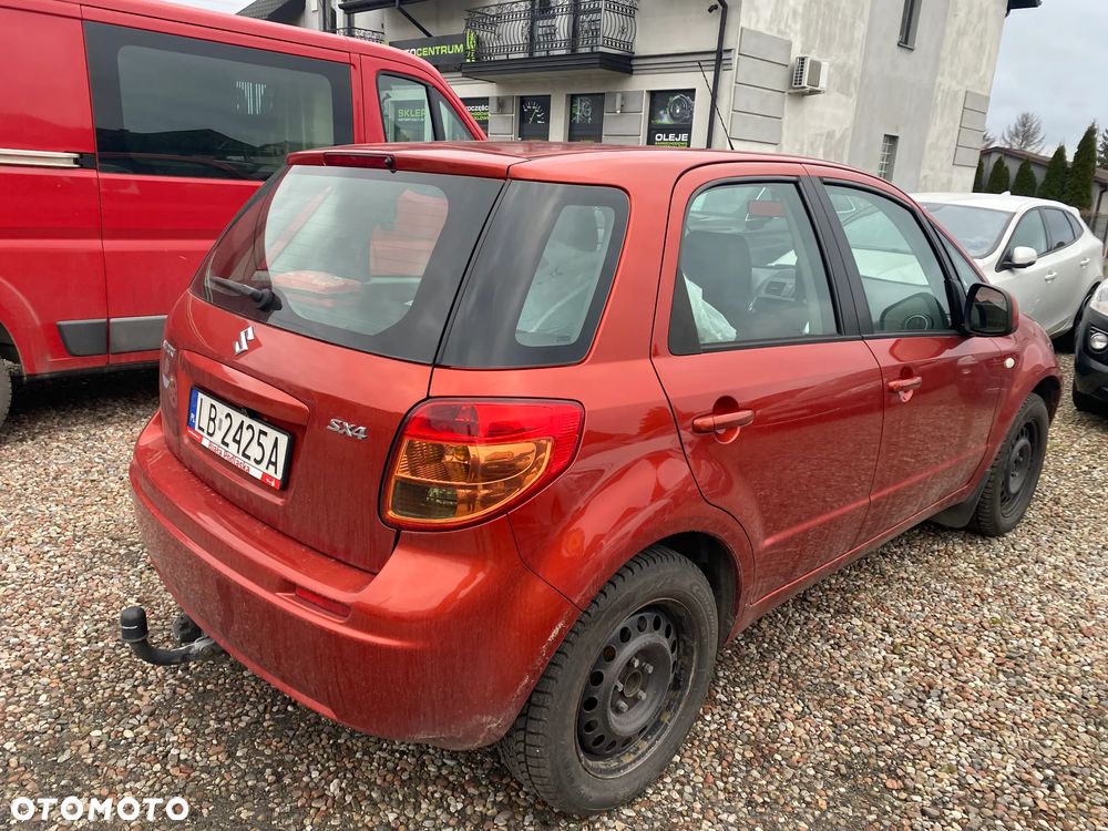 Suzuki SX4 1.5 Comfort - 4