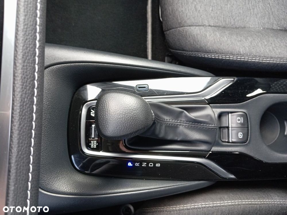 Toyota Corolla 1.8 Hybrid Comfort - 18