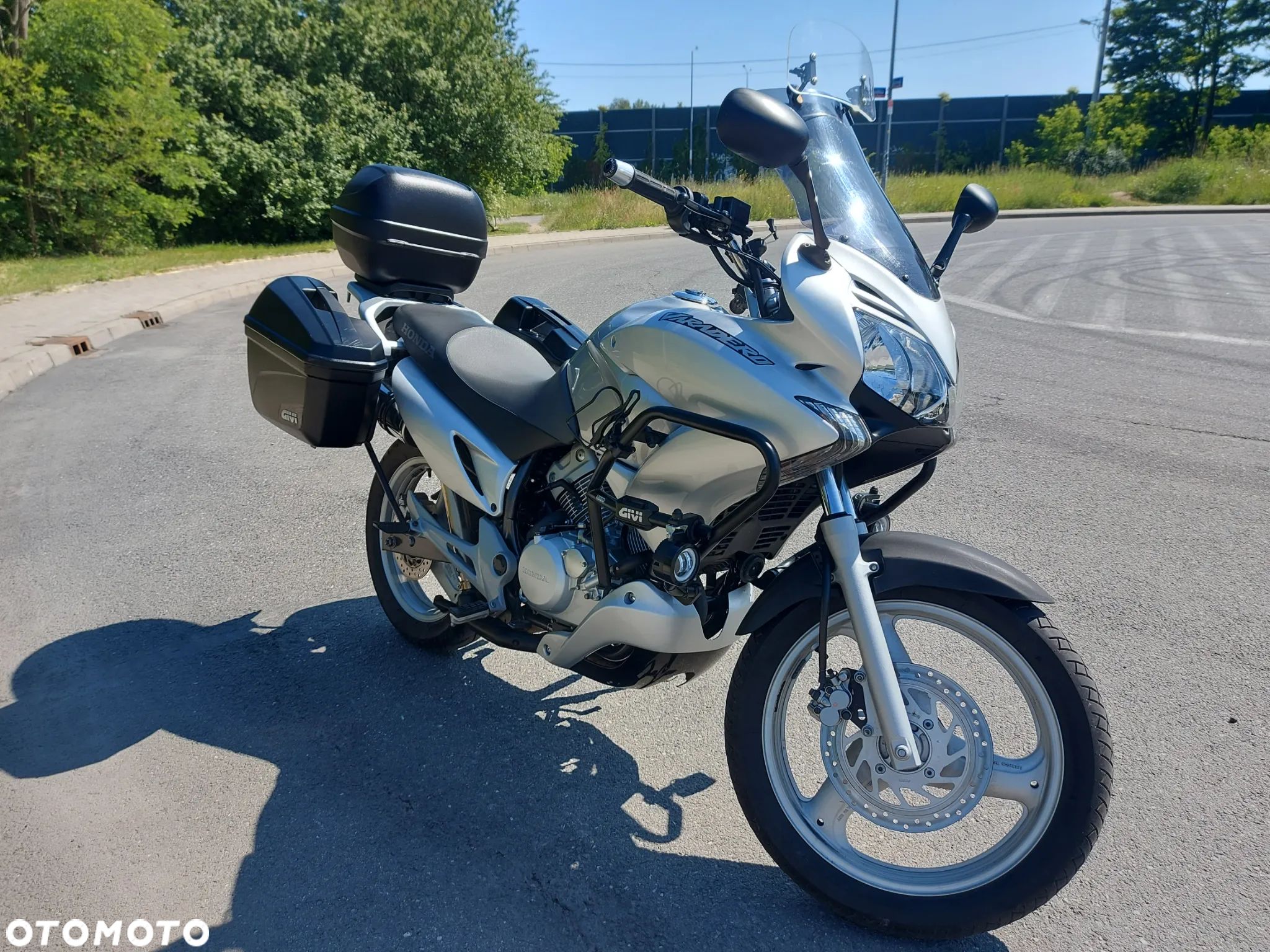Honda Varadero - 1