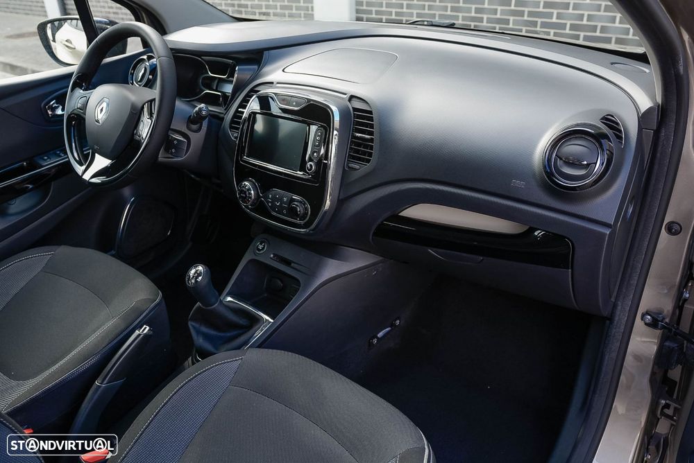 Renault Captur 0.9 TCE Sport - 24