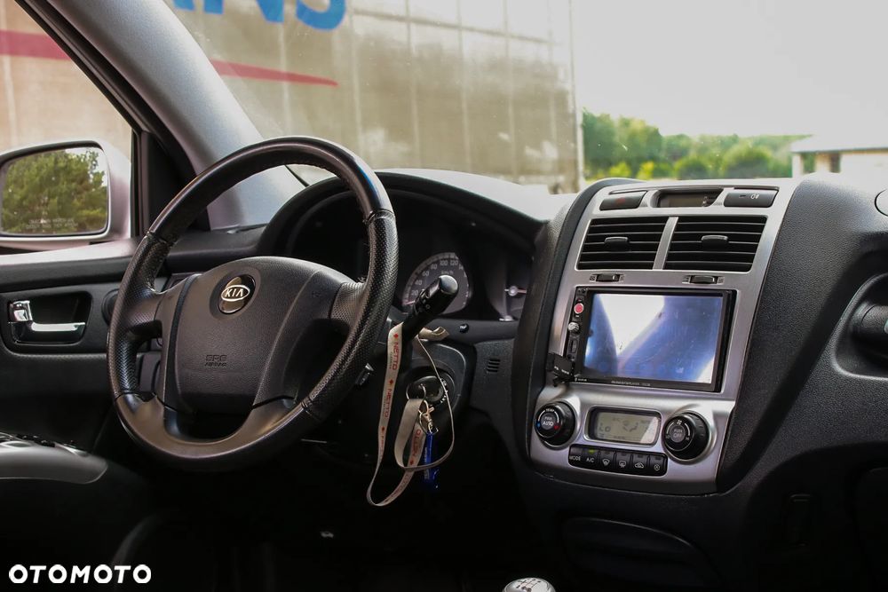 Kia Sportage 2.0 CRDI 4WD Champ - 28