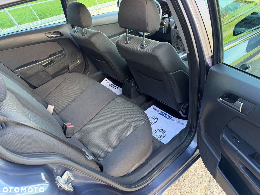 Opel Astra - 20