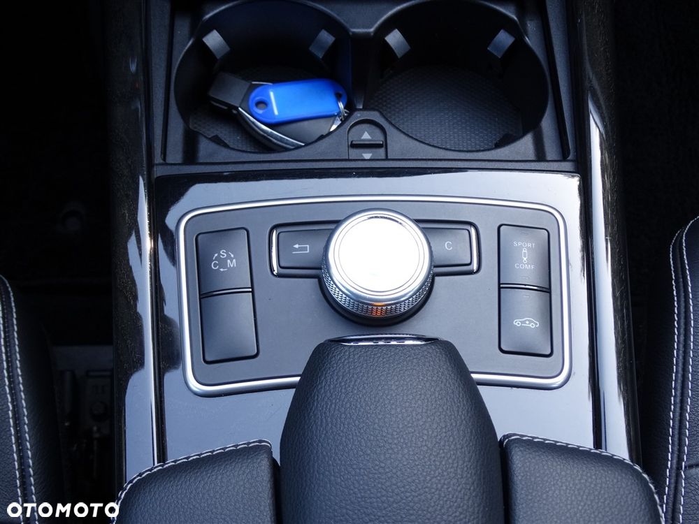 Mercedes-Benz Klasa E 500 Avantgarde - 26