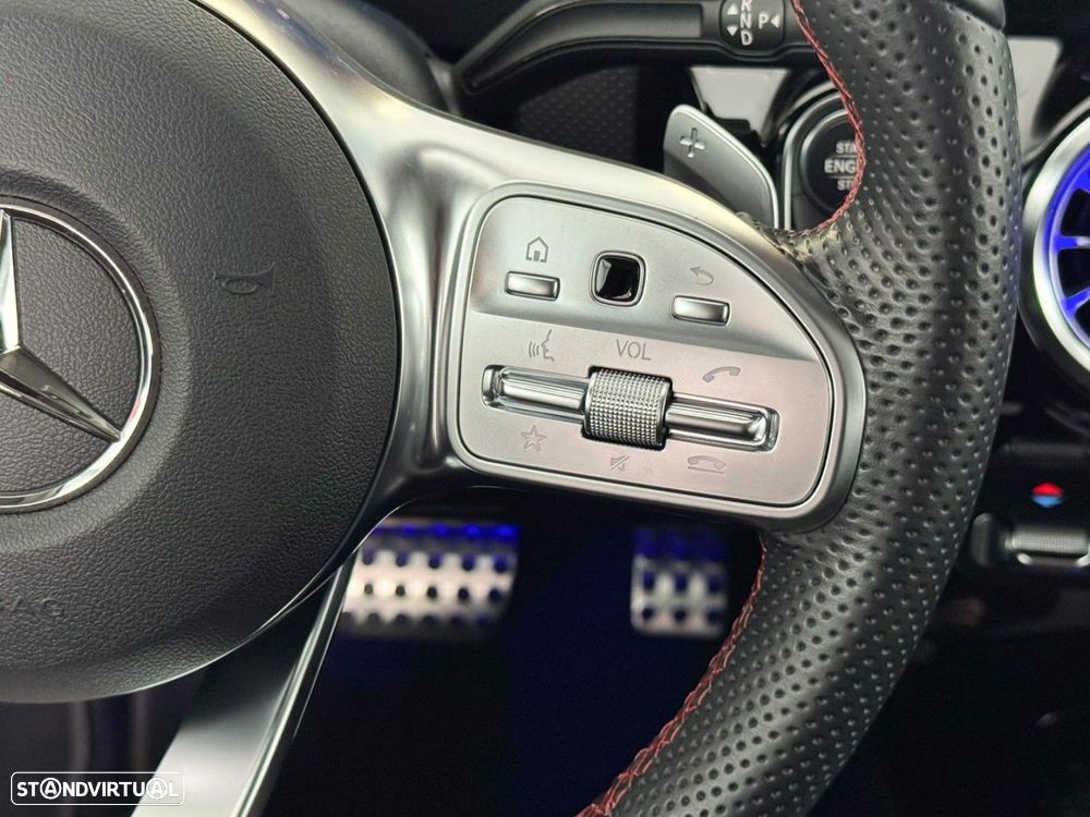Mercedes-Benz A 250 e AMG Line - 38