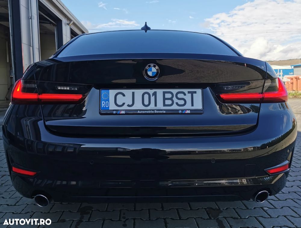 BMW Seria 3 318d Aut. Sport Line - 2