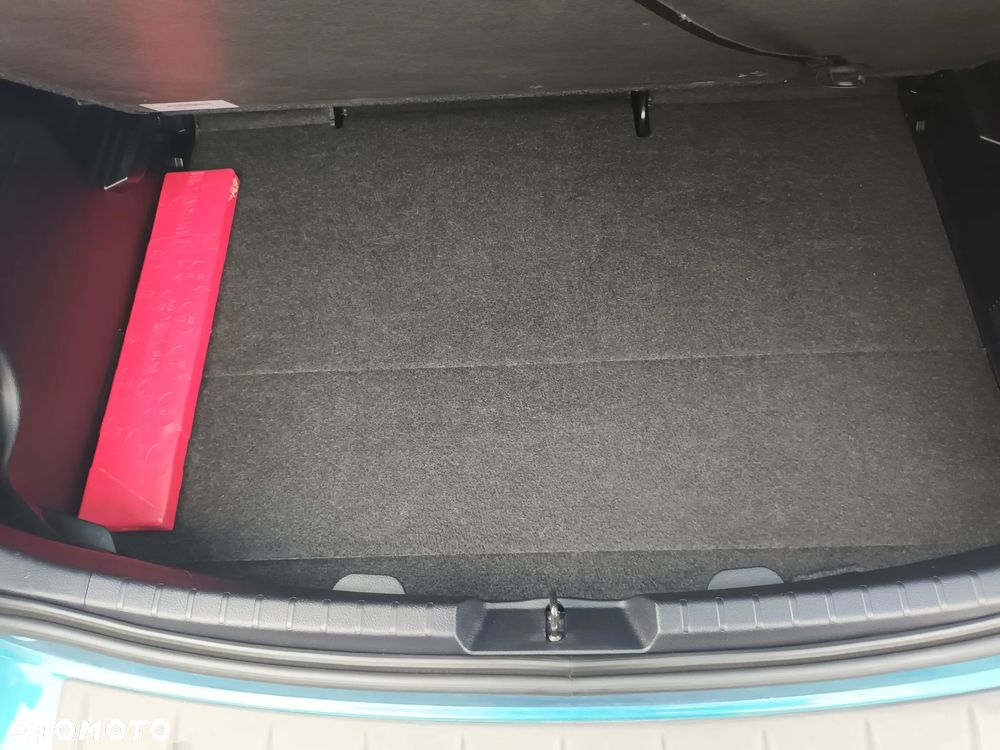 Toyota Yaris 1.33 VVT-i Executive - 14