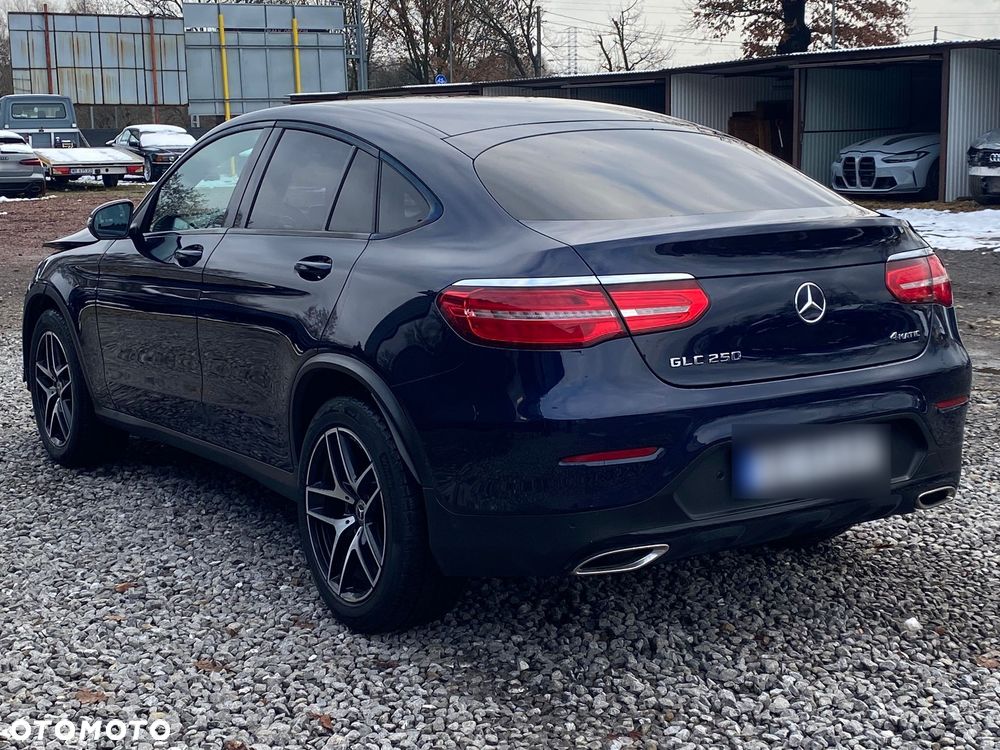 Mercedes-Benz GLC - 13