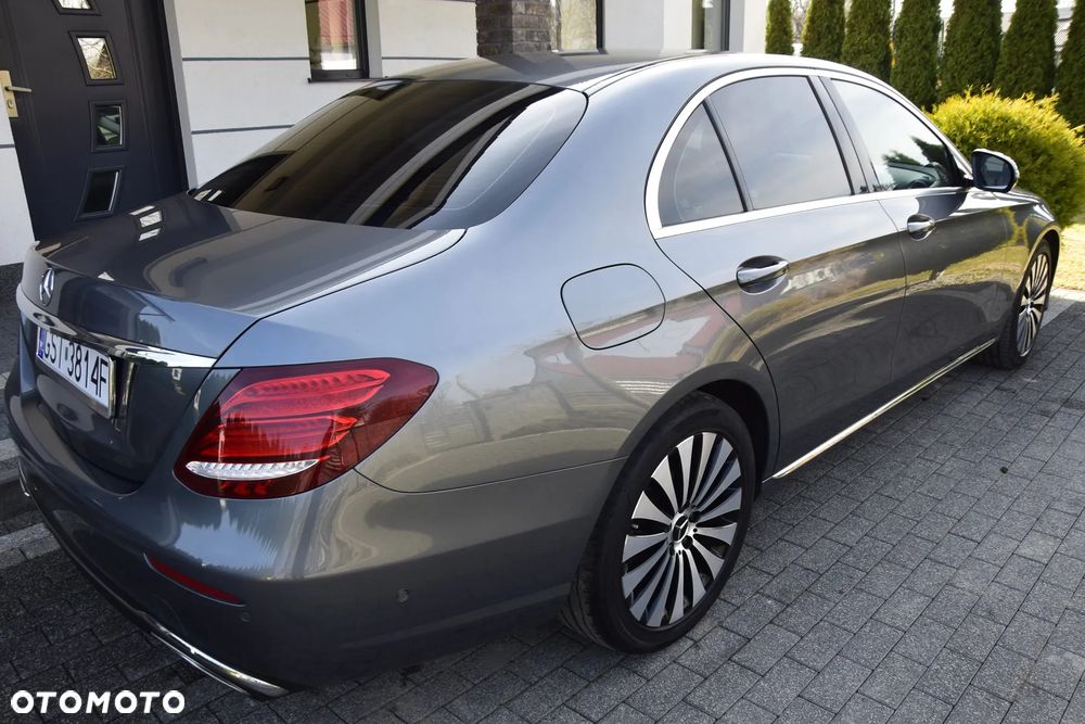 Mercedes-Benz Klasa E 200 9G-TRONIC Avantgarde - 18