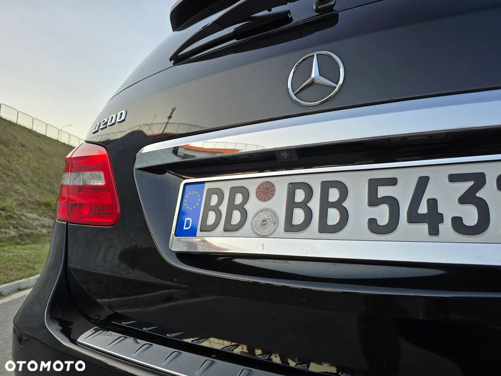 Mercedes-Benz Klasa B 200 BlueEFFICIENCY Edition 1 - 8