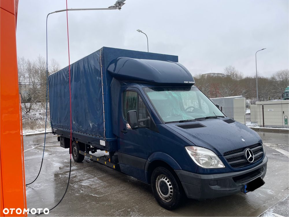 Mercedes-Benz Sprinter - 17
