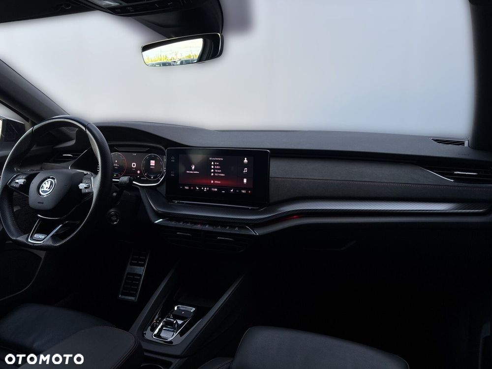 Skoda Octavia 2.0 TDI RS DSG - 14