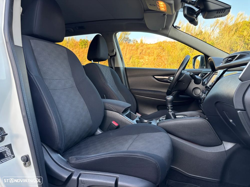 Nissan Qashqai 1.5 dCi N-Connecta 18 RS+PS - 26