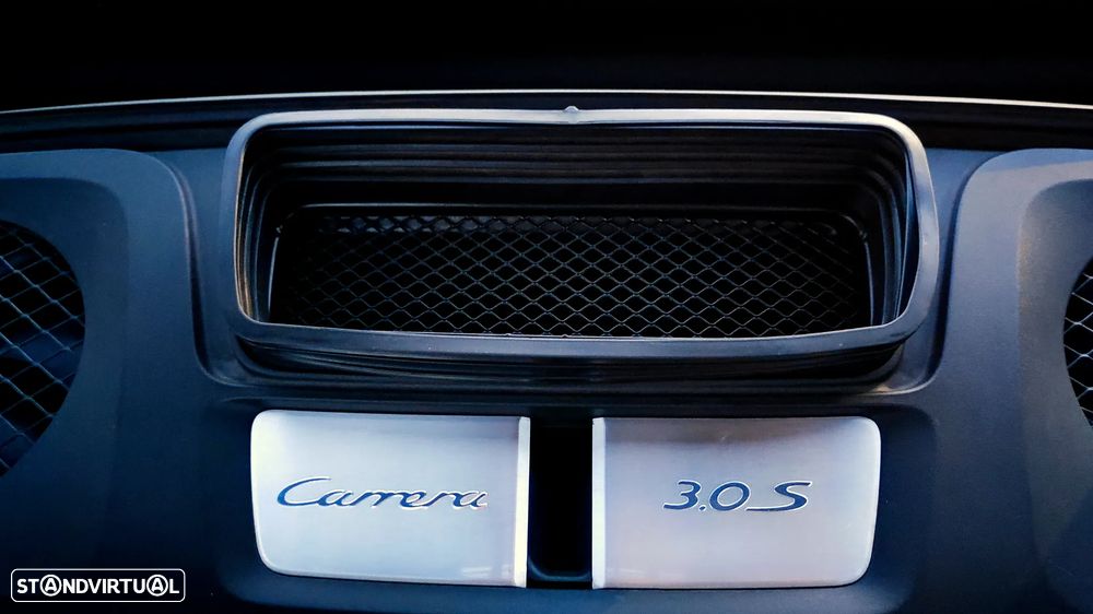 Porsche 911 Série F - 23